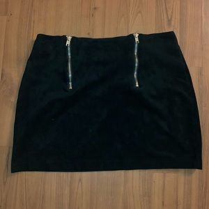 F21 Black Mini Skirt